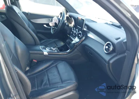 2017 Mercedes-Benz Glc 300 4Matic from USA, damaged, VIN WDC0G4KB0HF138612